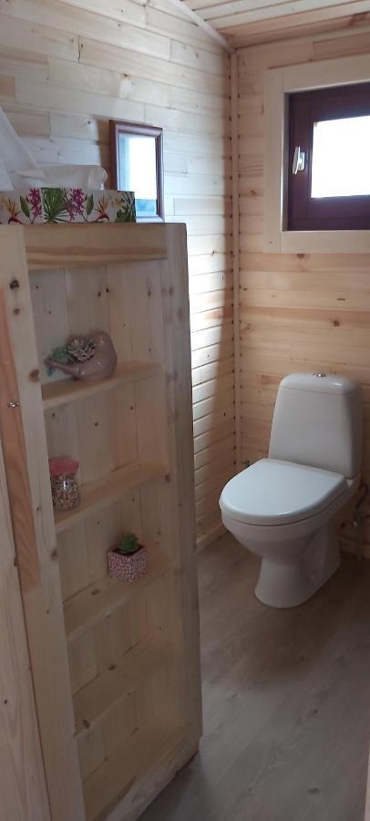 Les Roulottes Des Ris Bed and Breakfast Vallon-en-Sully Εξωτερικό φωτογραφία